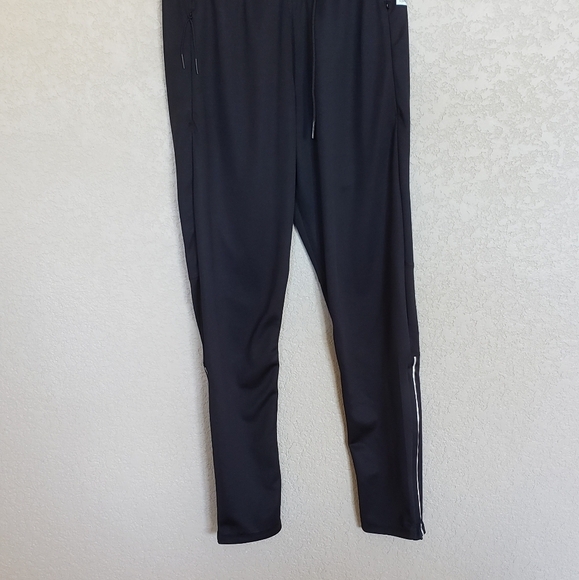 ISAORA joggers size Small - Picture 2 of 7